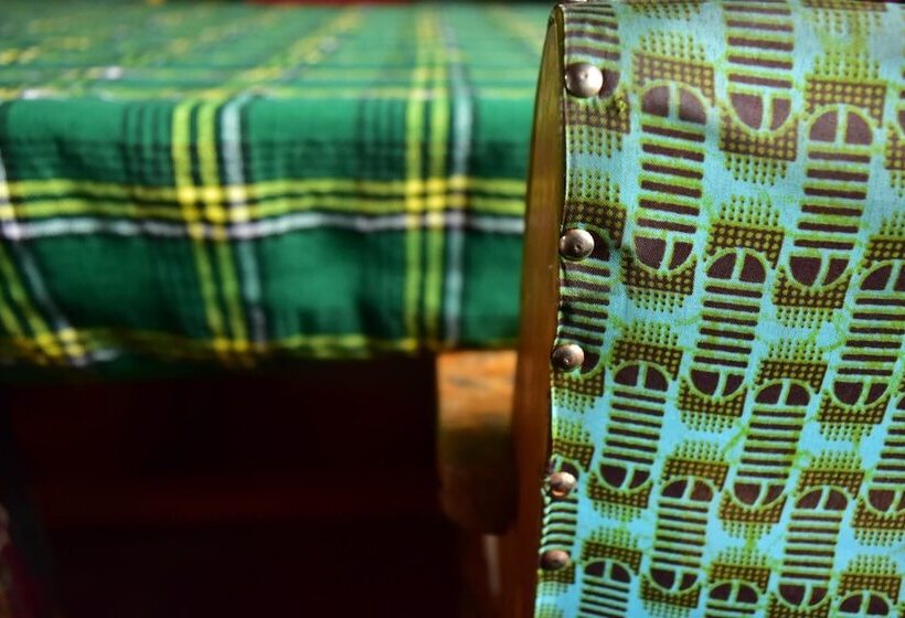 هتل Red Rocks Campsite & Guesthouse