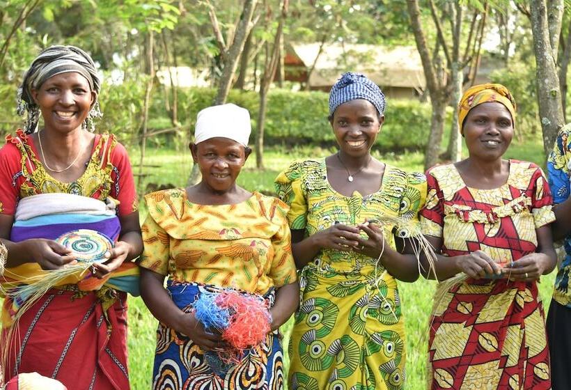 هتل Red Rocks Campsite & Guesthouse