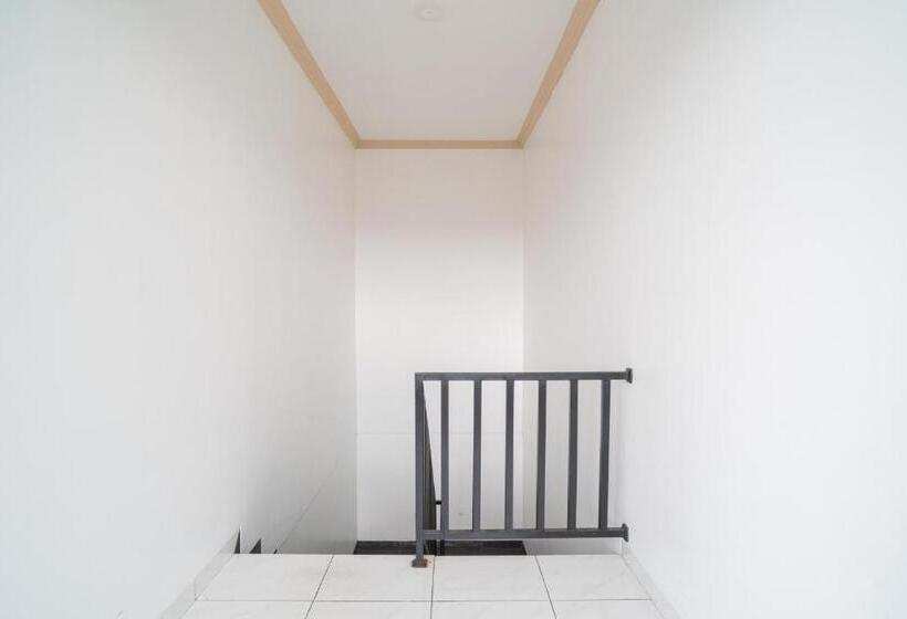 Otel Reddoorz @ Wisma Pangrango