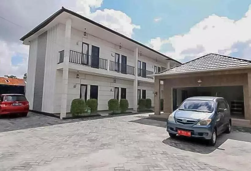 ホテル Reddoorz @ Wisma Pangrango