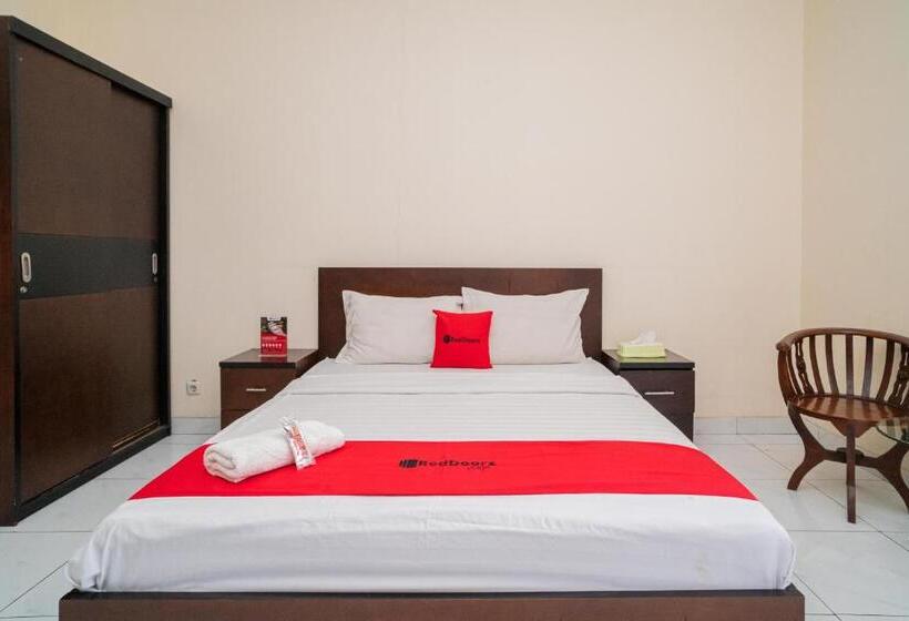 Otel Reddoorz @ Wisma Pangrango