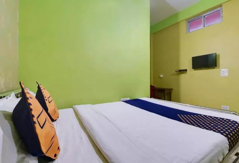 ホテル Spot On 76424 Maa Durga Lodge