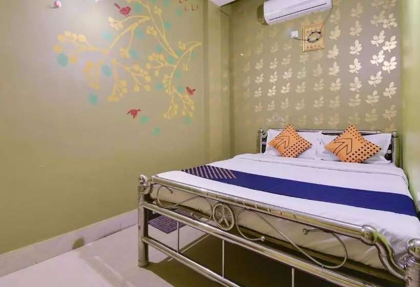 ホテル Spot On 76424 Maa Durga Lodge