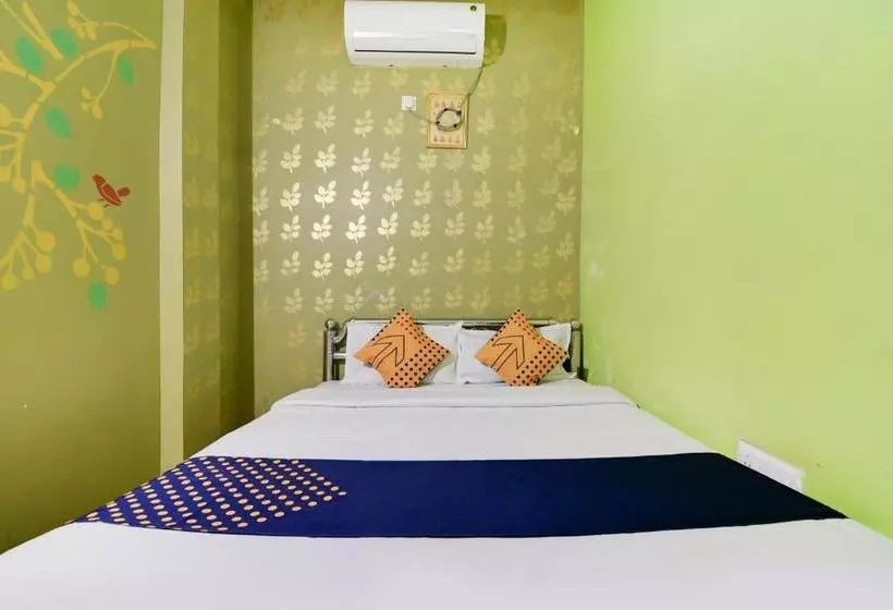 ホテル Spot On 76424 Maa Durga Lodge