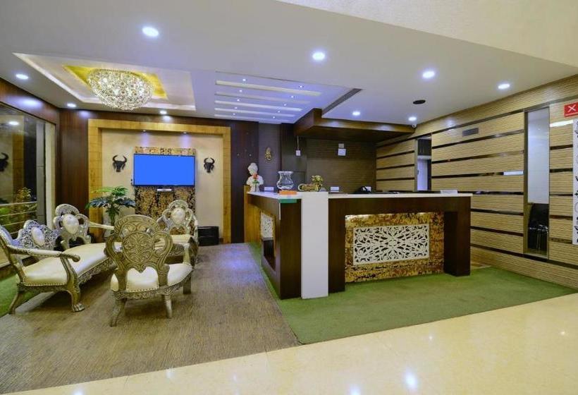 ホテル The Floret