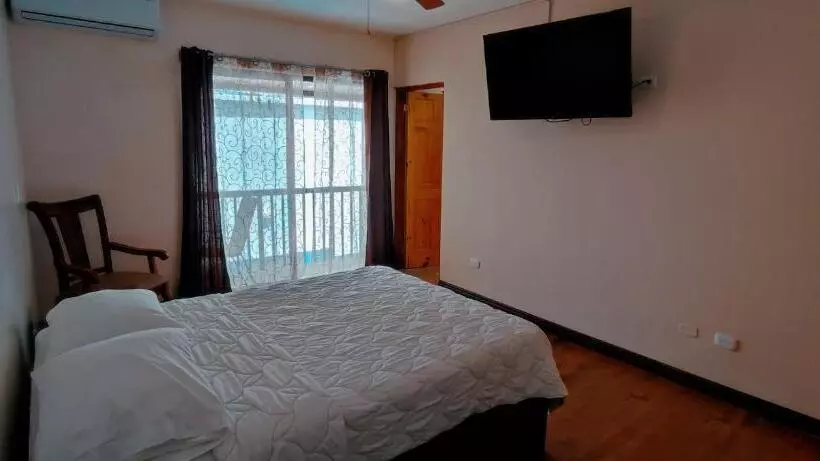 Apartotel Villa Alta Tamarindo