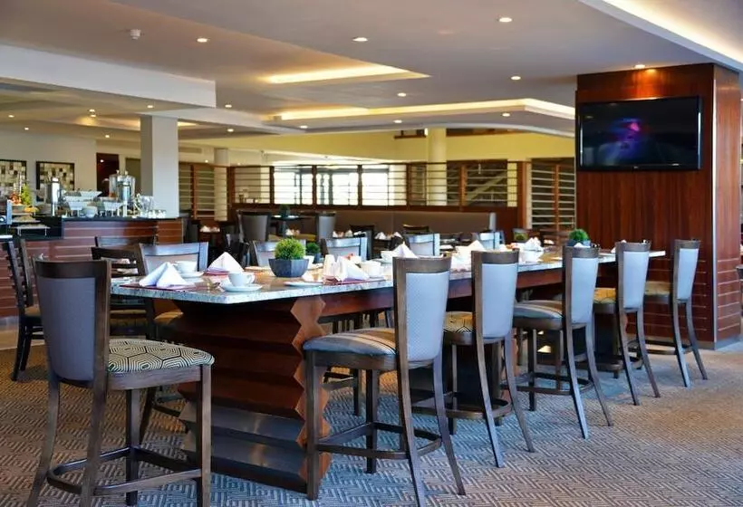 هتل Indaba Lodge Gaborone