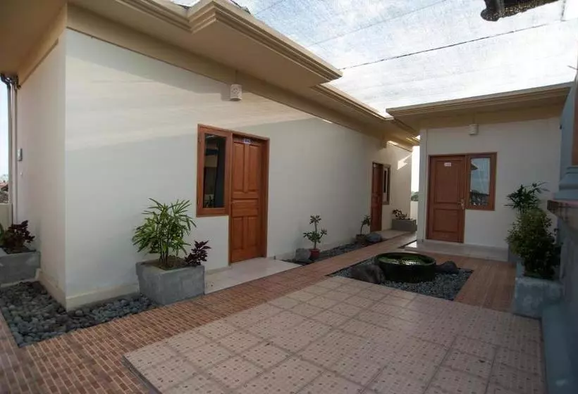 ホテル Oyo 90058 Pondok Seruni