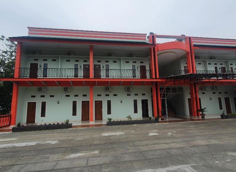 فندق Oyo 90063 Silver Homestay Syariah