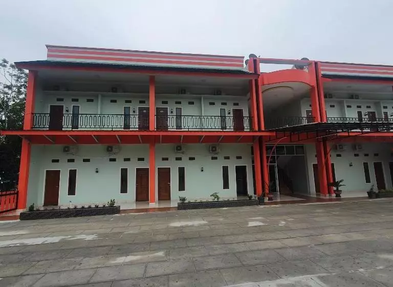 ホテル Oyo 90063 Silver Homestay Syariah
