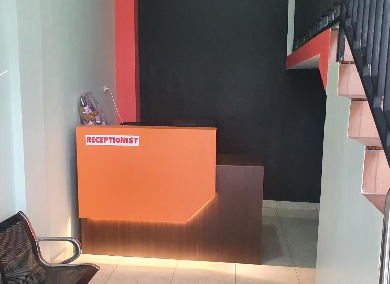 فندق Oyo 90063 Silver Homestay Syariah