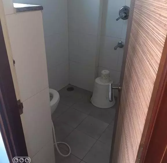 Hotelli Sri Vaari Residency