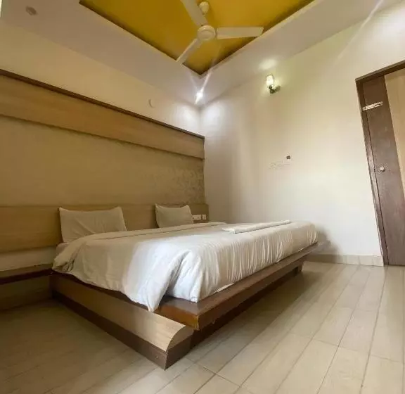 Hotelli Sri Vaari Residency