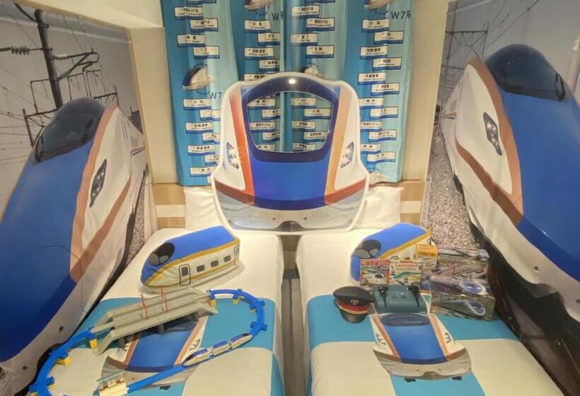 Henn Na Hotel Komatsu Ekimae