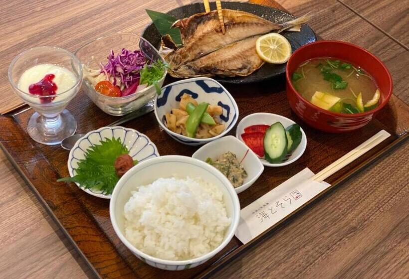 Henn Na Hotel Komatsu Ekimae