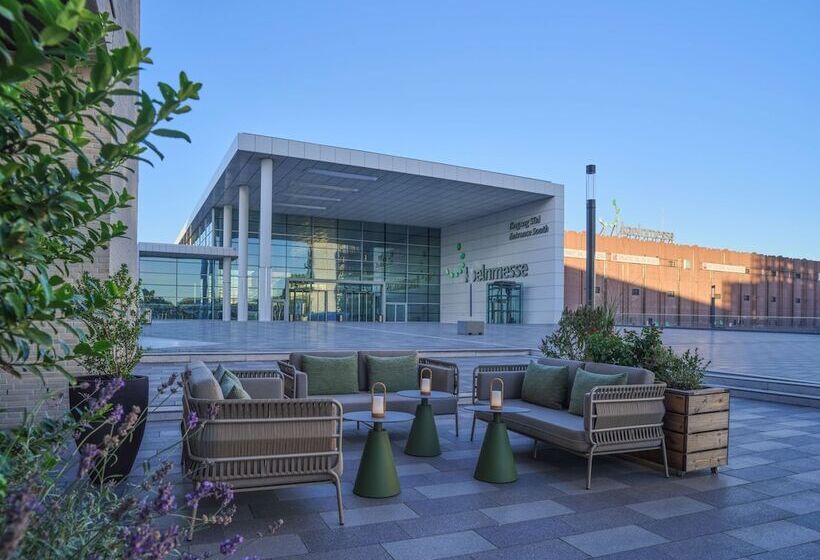 Adina Apartment Hotel Cologne