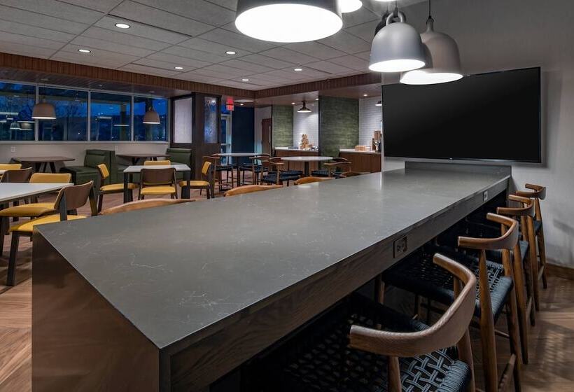 فندق Fairfield Inn & Suites By Marriott Klamath Falls