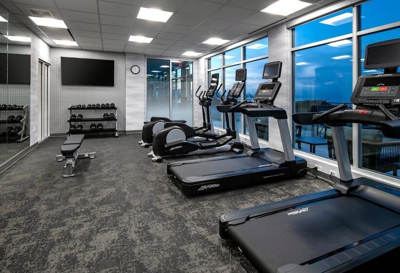 فندق Fairfield Inn & Suites By Marriott Klamath Falls