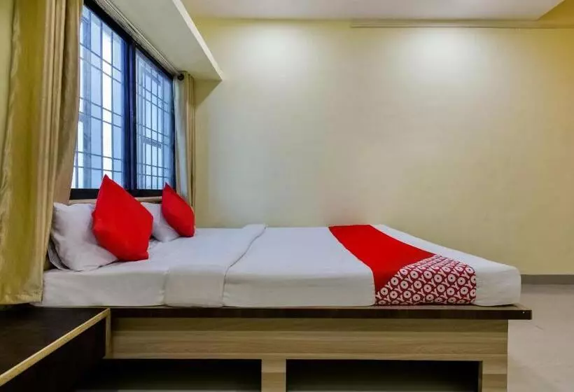 Hotelli Oyo 75434  Everest Inn