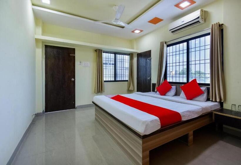 Отель Oyo 75434  Everest Inn