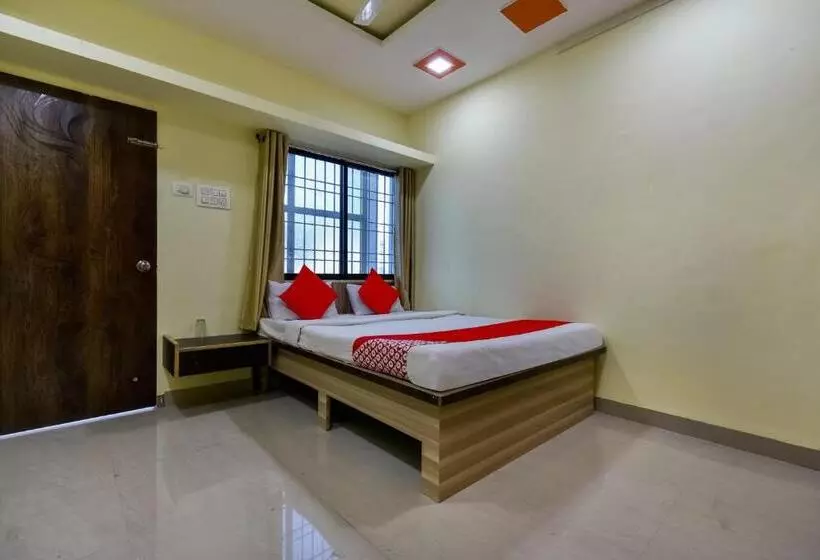 Hotelli Oyo 75434  Everest Inn