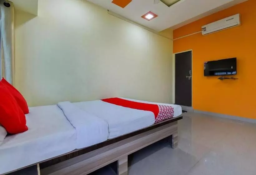 Hotelli Oyo 75434  Everest Inn