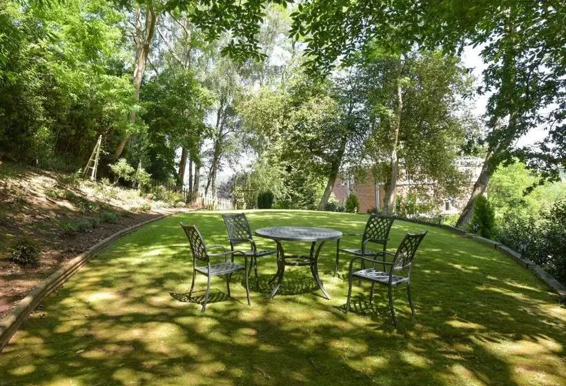 Kateshill House Bed & Breakfast