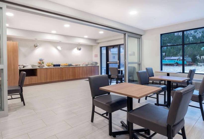 Microtel Inn & Suites By Wyndham Georgetown Lake