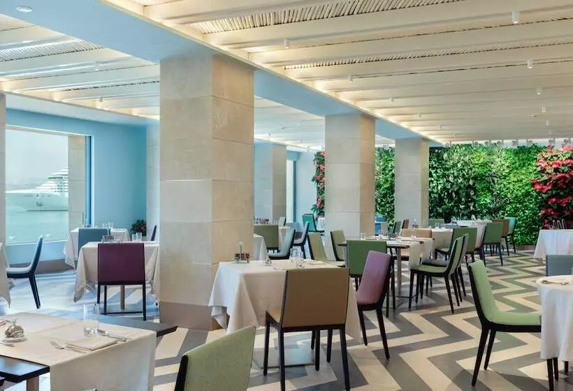 Grand Hotel Des Etrangers