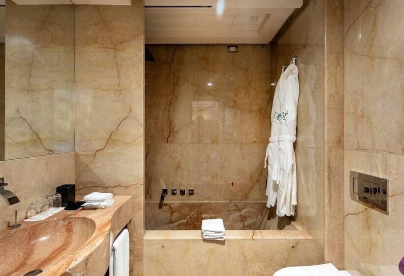 Grand Hotel Des Etrangers