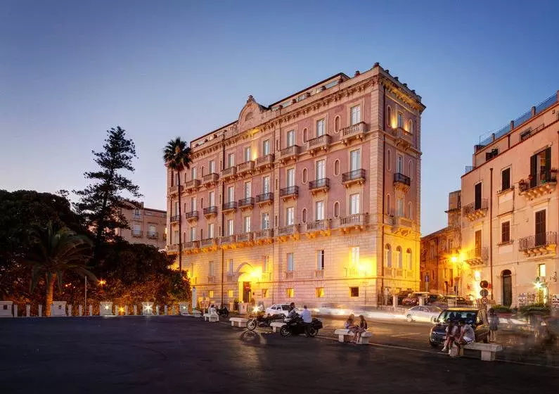 Grand Hotel Des Etrangers