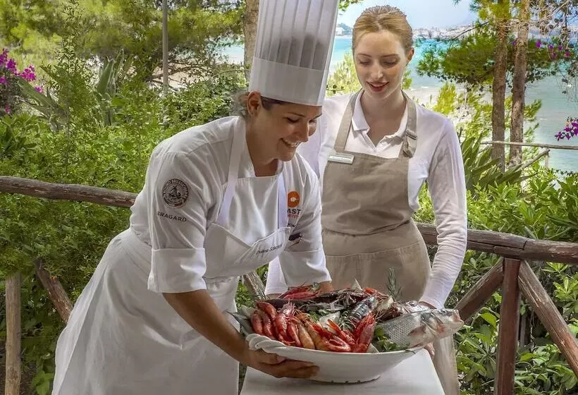ホテル Gattarella Family Resort Puglia Seaside Rooms And Suites With Premium Half Board à La Carte
