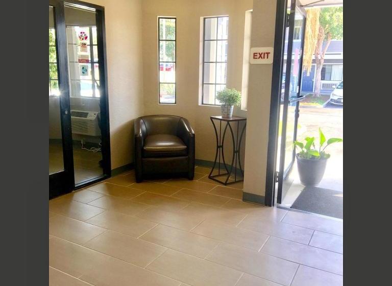 ホテル Good Nite Inn Redlands