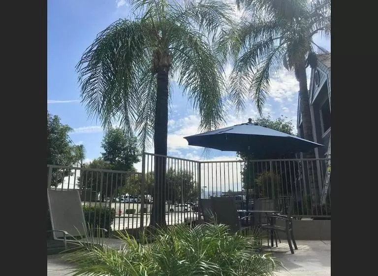 Отель Good Nite Inn Redlands