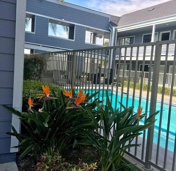 ホテル Good Nite Inn Redlands