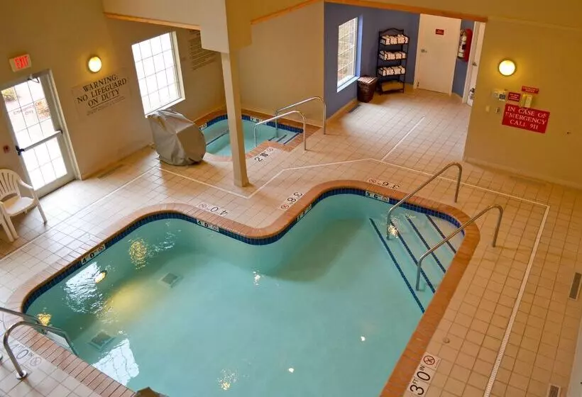 Grandstay Hotel & Suites La Crosse