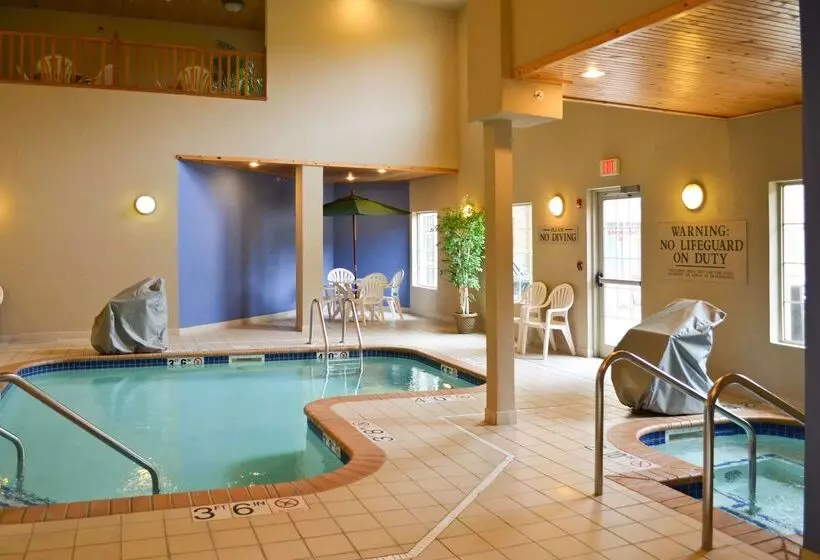 Grandstay Hotel & Suites La Crosse