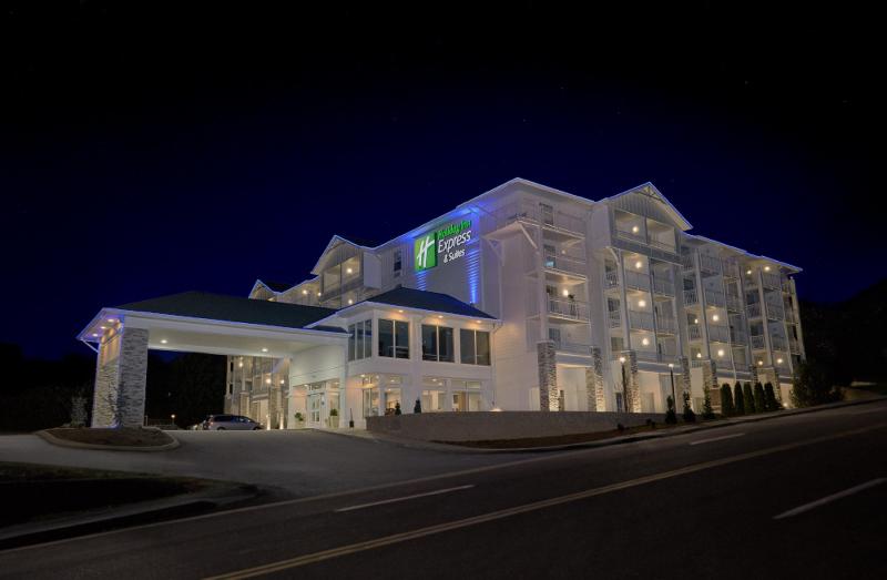 Hotel Holiday Inn Express And Suites Pigeon Forge Sevierville By Ihg