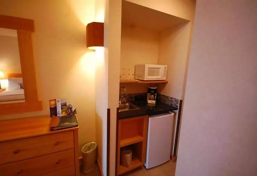 酒店 Inn At Cape Kiwanda