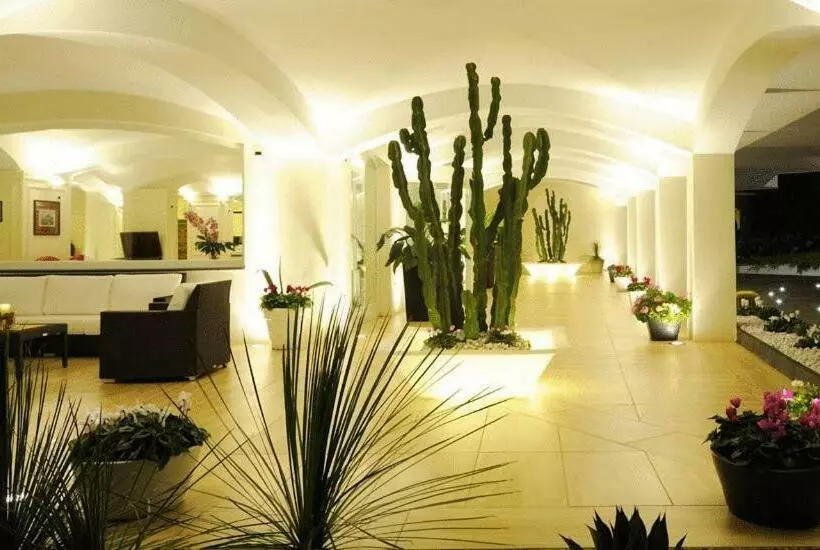 Отель Meridiana