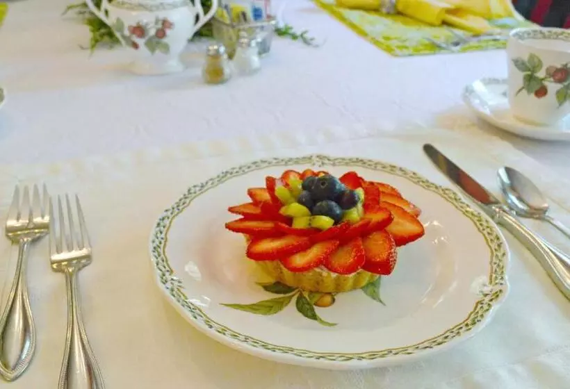 هتل Pettigru Place Bed & Breakfast