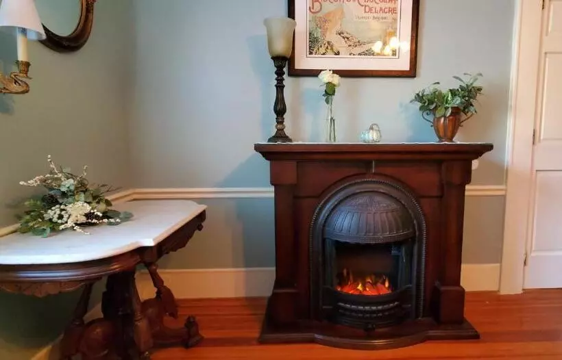 هتل Pettigru Place Bed & Breakfast