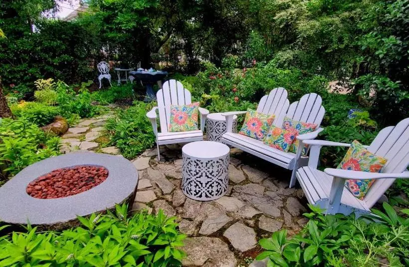 هتل Pettigru Place Bed & Breakfast