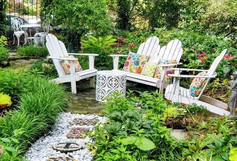 هتل Pettigru Place Bed & Breakfast