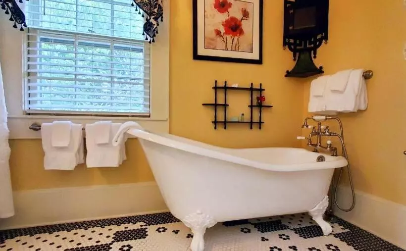 هتل Pettigru Place Bed & Breakfast