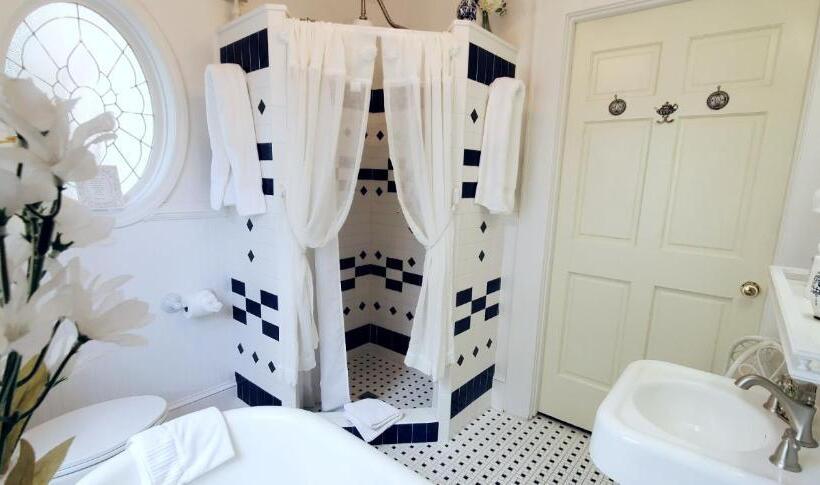 فندق Pettigru Place Bed & Breakfast