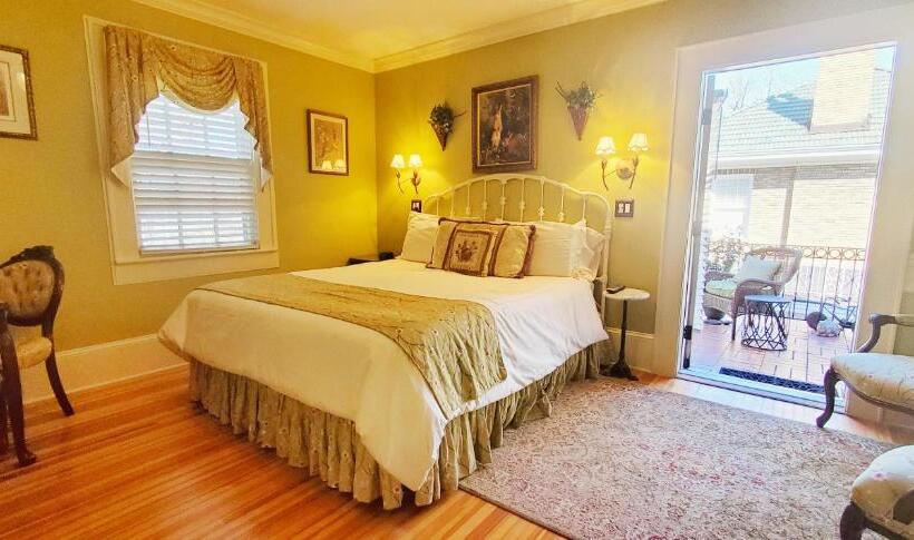 فندق Pettigru Place Bed & Breakfast