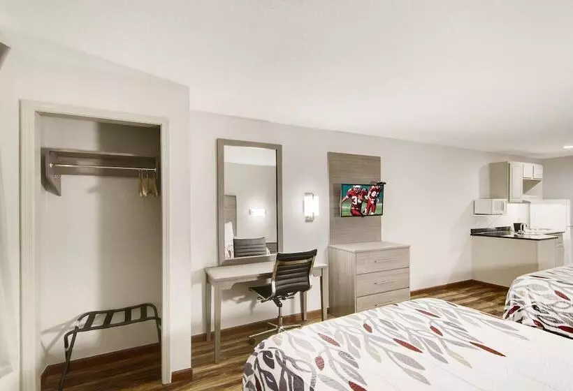 فندق Red Roof Inn & Suites Pensacola Nas Corry