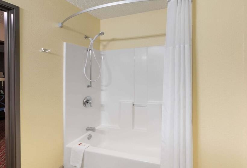 فندق Super 8 By Wyndham Fountain