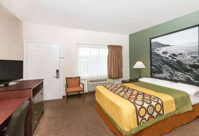 호텔 Super 8 By Wyndham Monterey